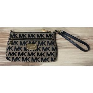 Michael Kors Signature Logo Jacquard Canvas Wristlet Clutch Tan/Black